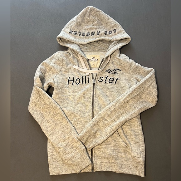 Hollister Zipper Hoodie NWOT - Picture 1 of 2
